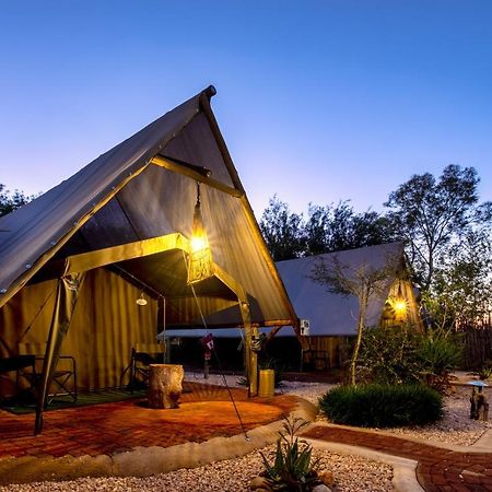 Hotel Urban Camp à Windhoek Extérieur photo