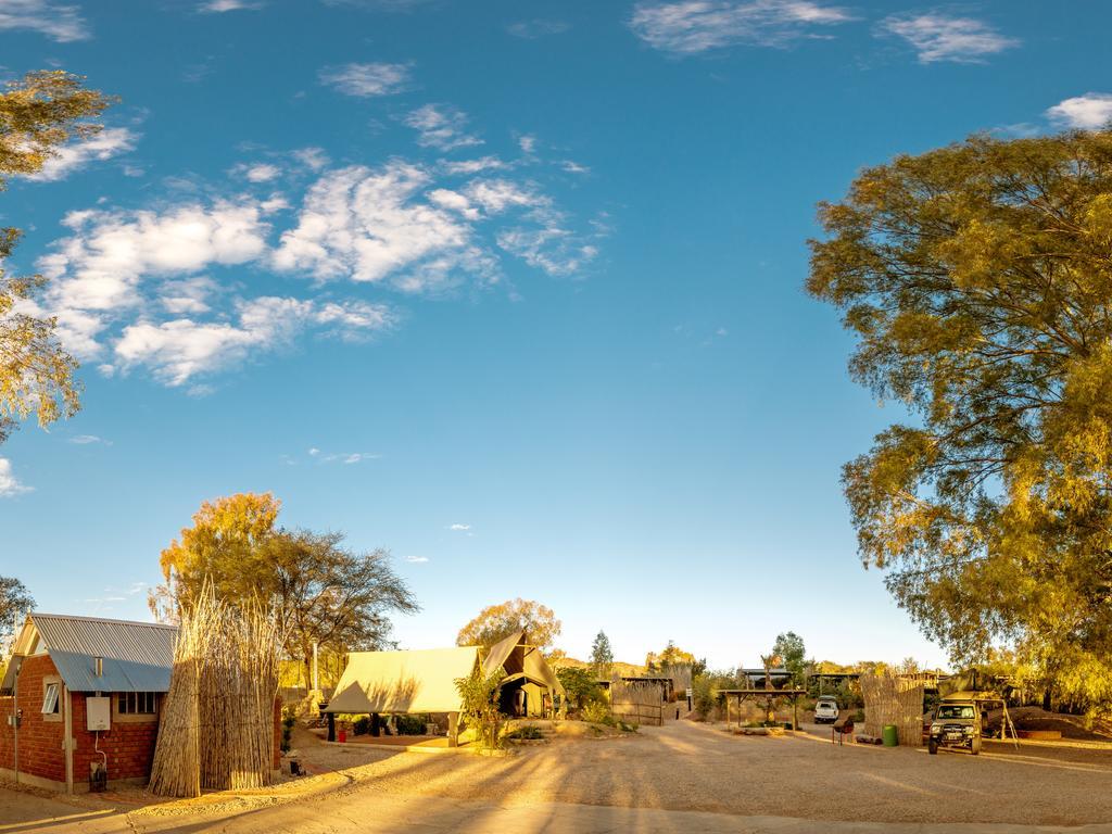 Hotel Urban Camp à Windhoek Extérieur photo